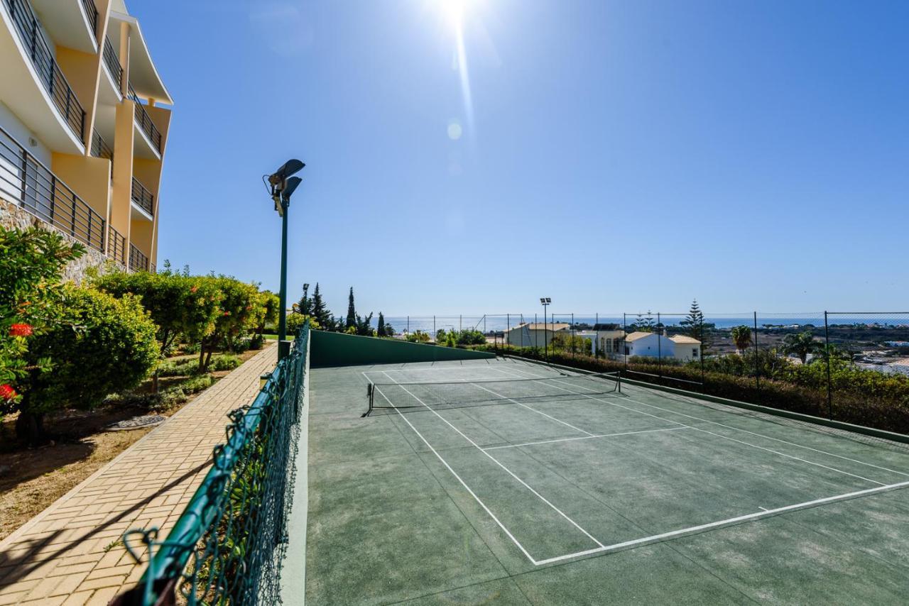 Bnb Homes Ocean View Apartment With Relax Terrace, 2 Swimming Pools & Tennis Court Албуфейра Екстериор снимка
