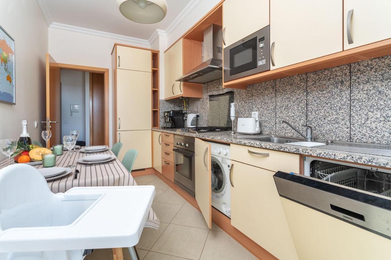 Bnb Homes Ocean View Apartment With Relax Terrace, 2 Swimming Pools & Tennis Court Албуфейра Екстериор снимка