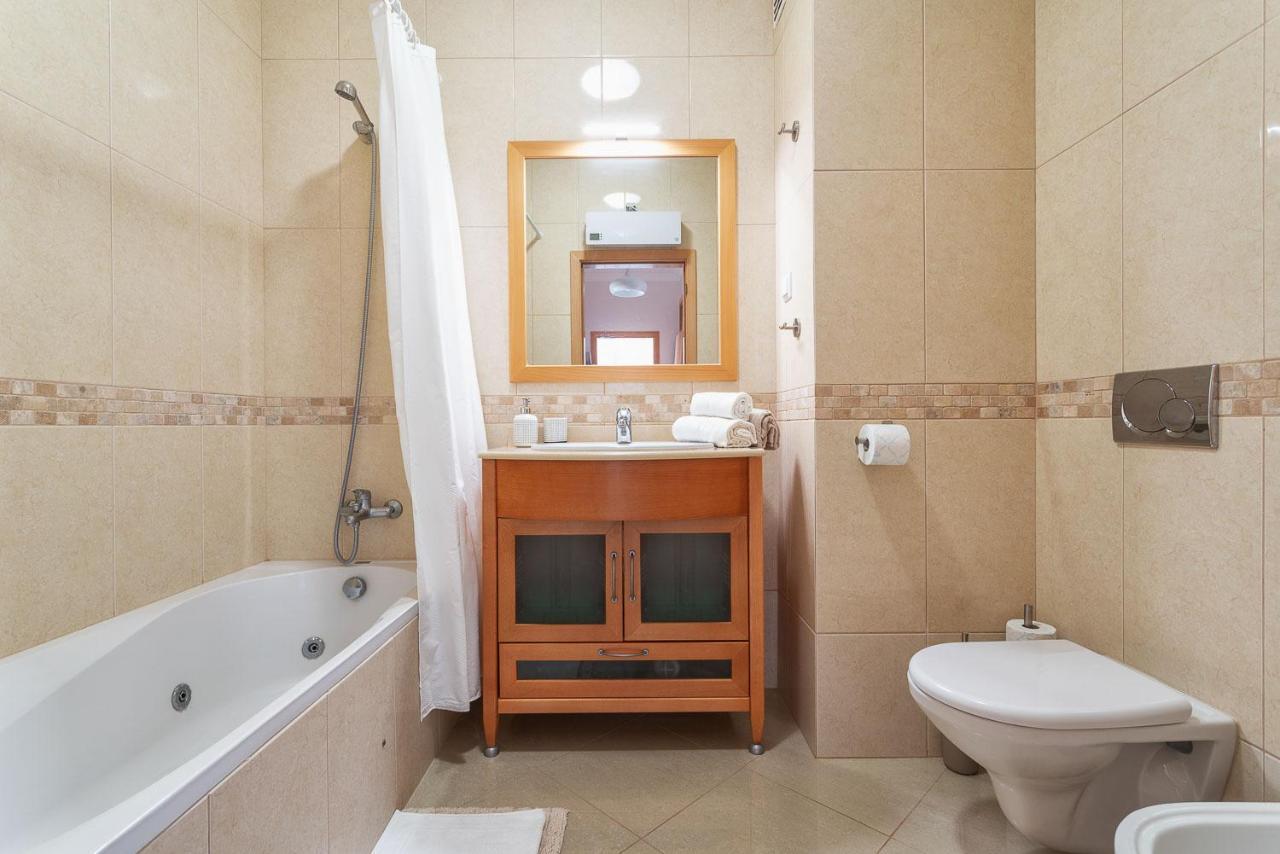 Bnb Homes Ocean View Apartment With Relax Terrace, 2 Swimming Pools & Tennis Court Албуфейра Екстериор снимка
