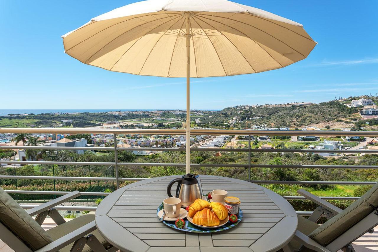 Bnb Homes Ocean View Apartment With Relax Terrace, 2 Swimming Pools & Tennis Court Албуфейра Екстериор снимка