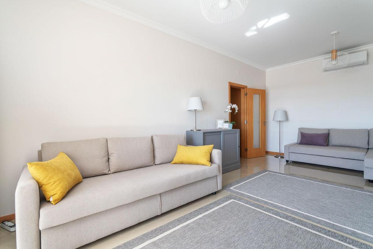 Bnb Homes Ocean View Apartment With Relax Terrace, 2 Swimming Pools & Tennis Court Албуфейра Екстериор снимка